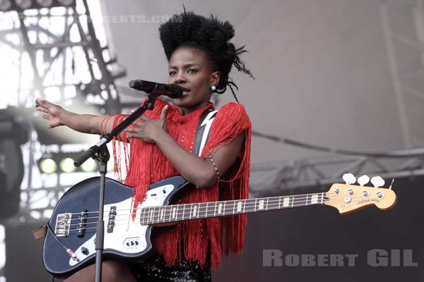 NOISETTES - 2009-08-29 - SAINT CLOUD - Domaine National - Grande Scene - 